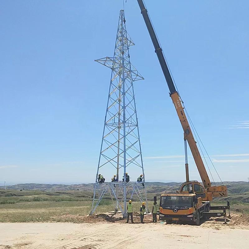 Pocinkani jekleni cevni stolp za prenos moči